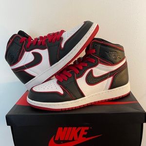 GS Size 4.5Y / 6w-Jordan 1 Retro High OG Bloodline 2019 575441-062 *VNDS* No Box